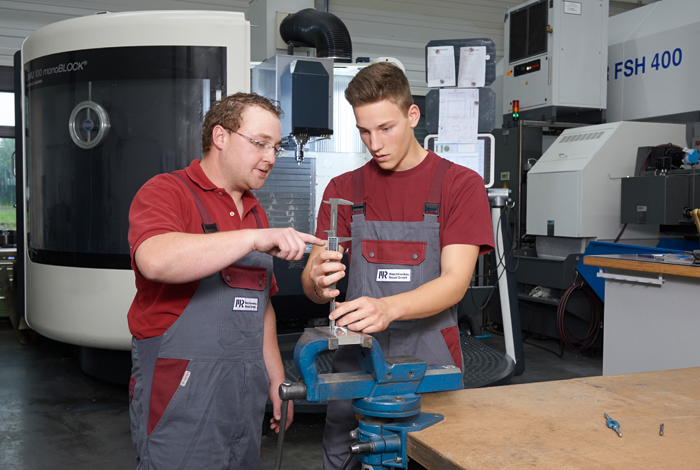 Unterweisung im ersten Lehrjahr
